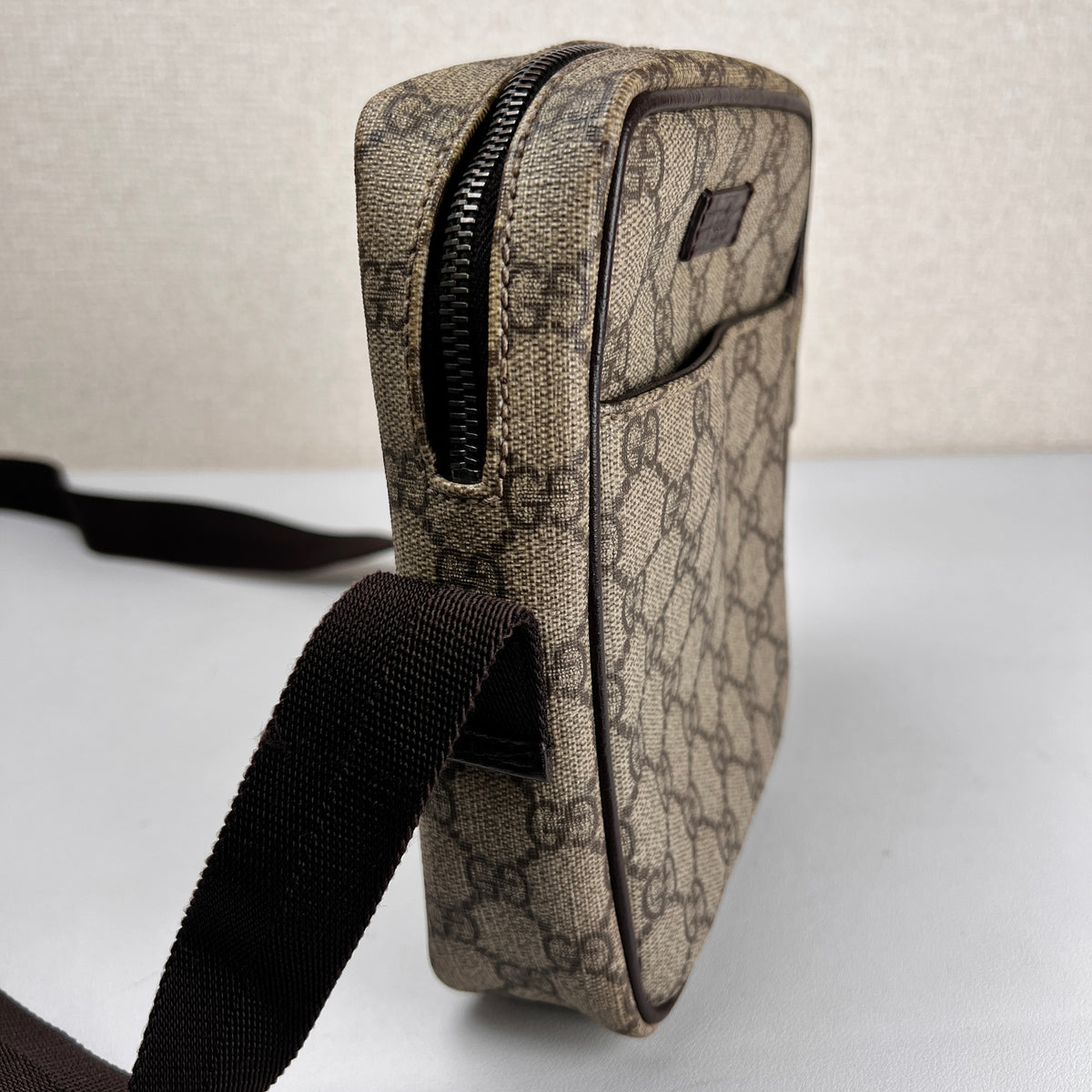 Gucci Brown Shoulder Bags A-17983