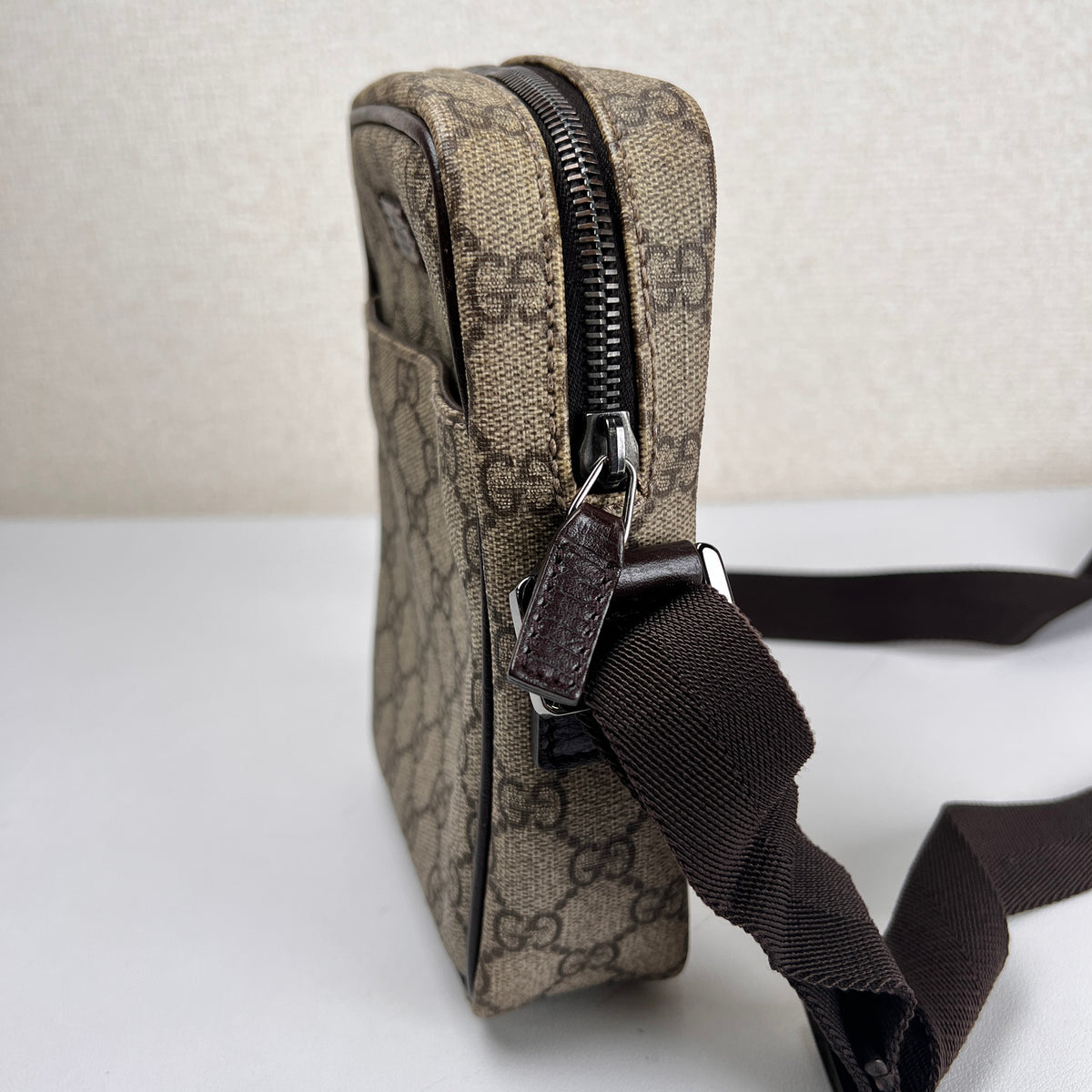 Gucci Brown Shoulder Bags A-17983