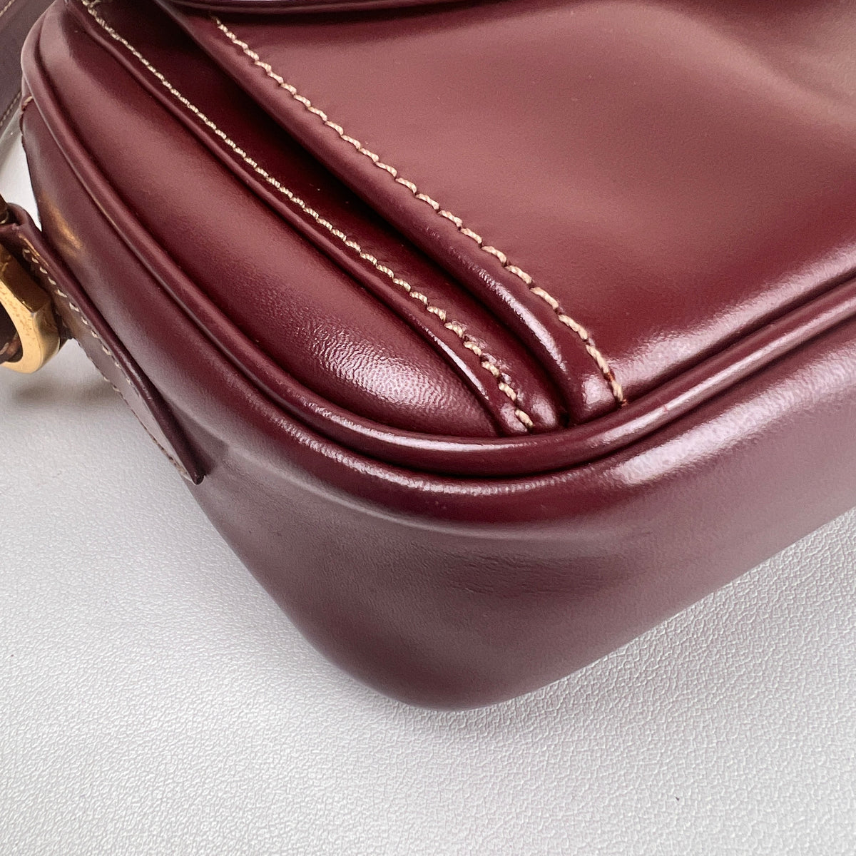 Cartier Bordeaux Shoulder Bags A-17993