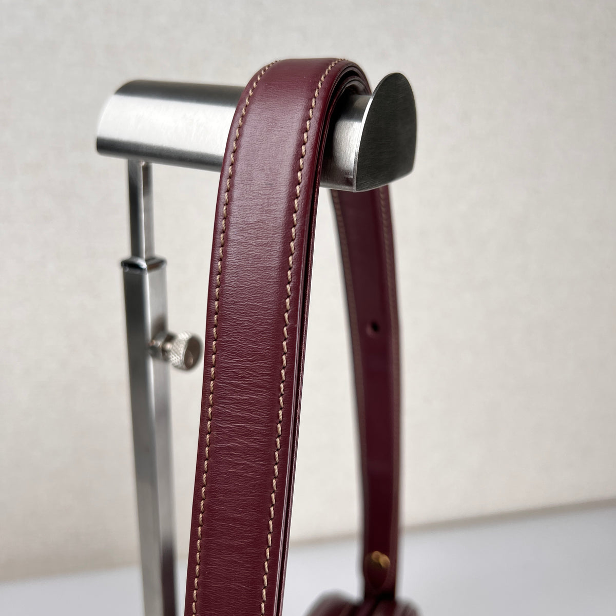 Cartier Bordeaux Shoulder Bags A-17993
