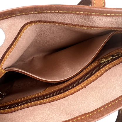 Louis Vuitton Brown Shoulder Bags A-17994