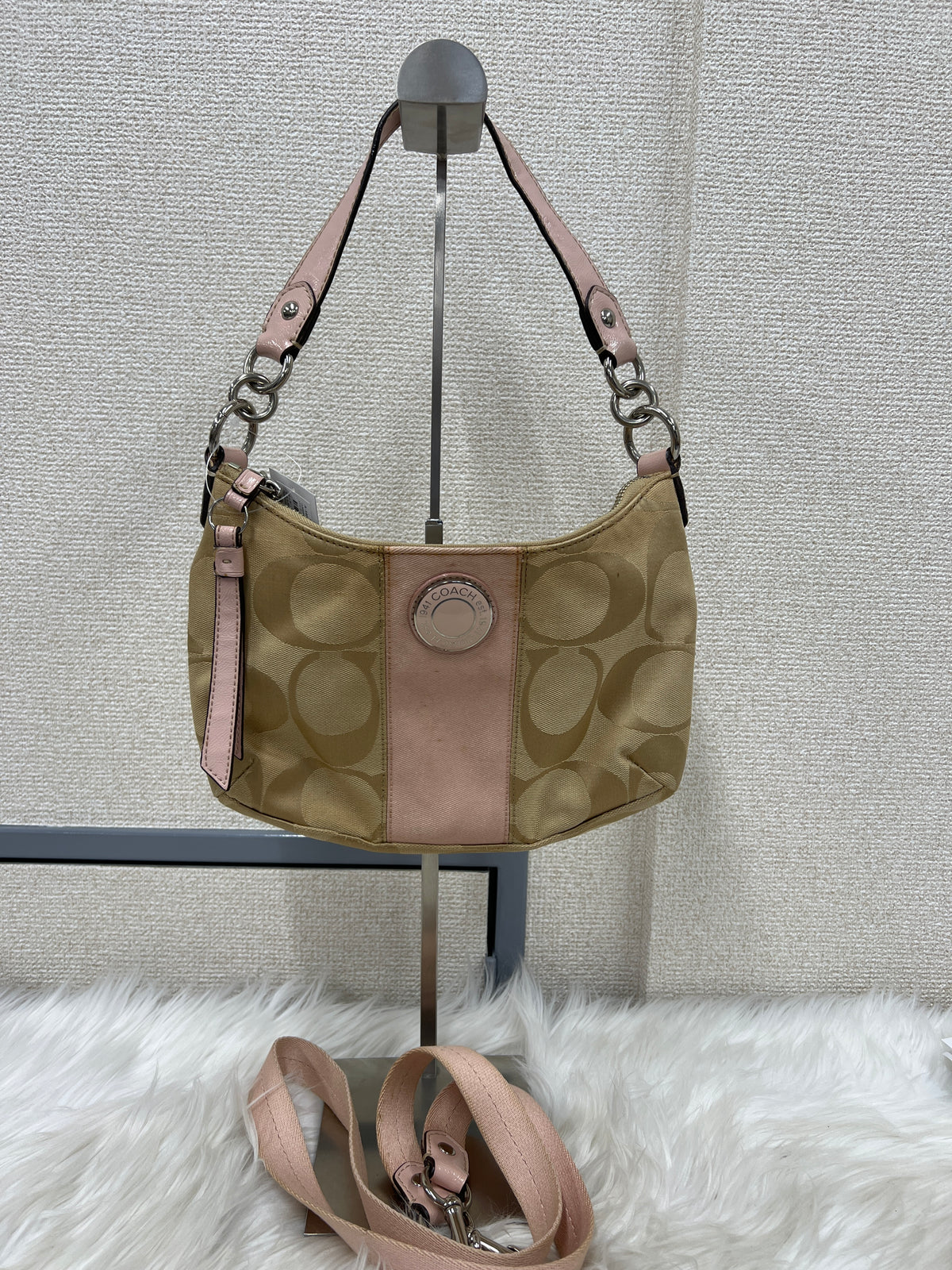 Coach Beige Shoulder Bags A-18041