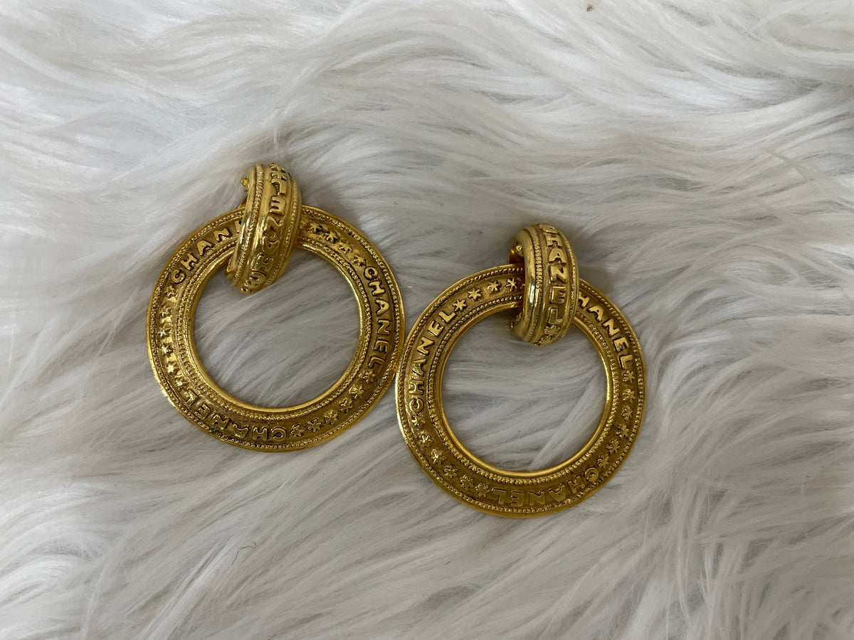 Chanel Gold Earrings A-18046