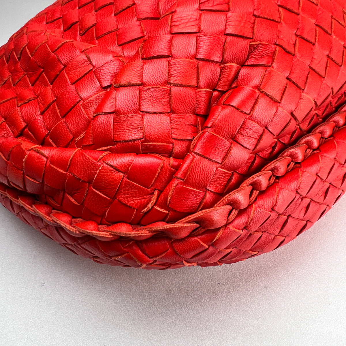 Bottega Veneta Red Shoulder Bags A-18088