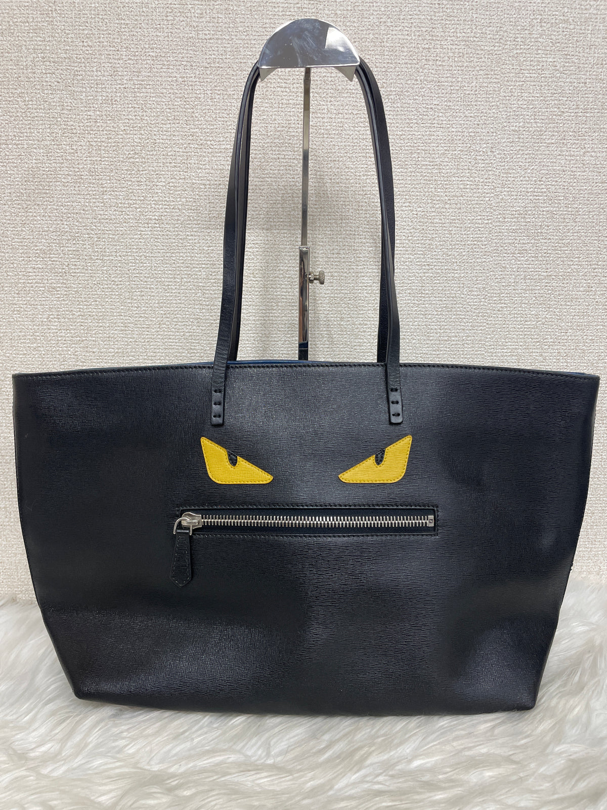 Fendi Black Tote Bags A-18115