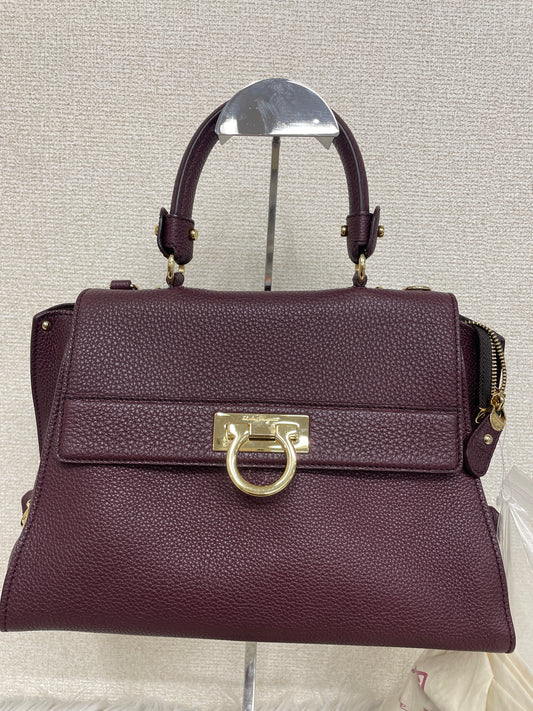 Ferragamo Bordeaux Handle Bags A-18117