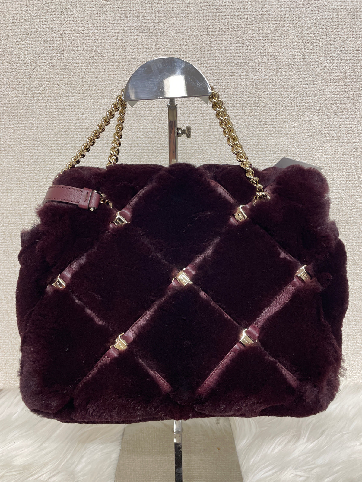 Ferragamo Purple Shoulder Bags A-18148