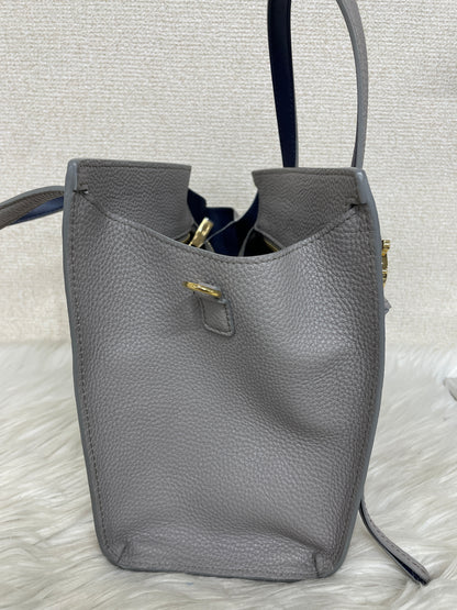 Ferragamo Gray Handle Bags A-18155