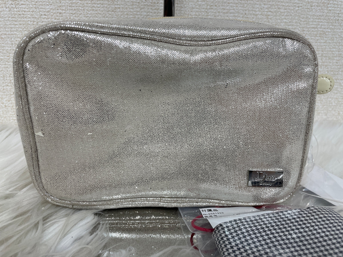 Dior Gold Pouches A-18158