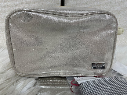 Dior Gold Pouches A-18158