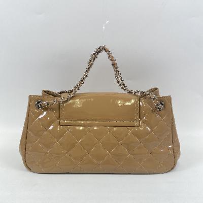Chanel Brown Shoulder Bags A-18199