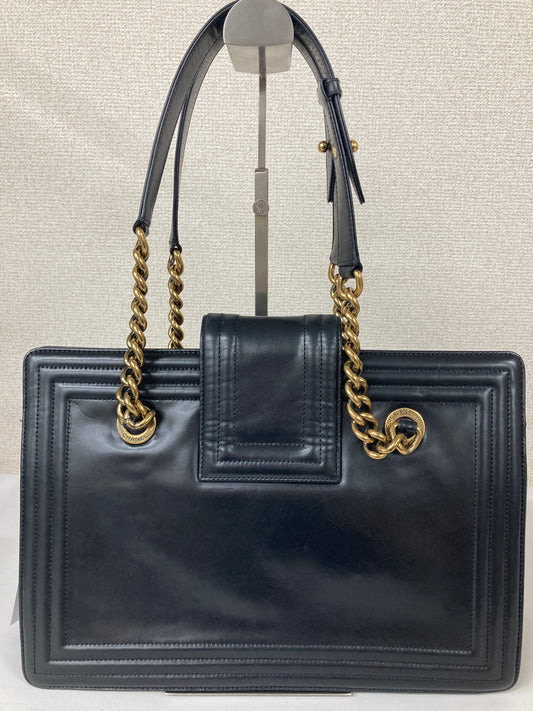 Chanel Black Shoulder Bags A-18248