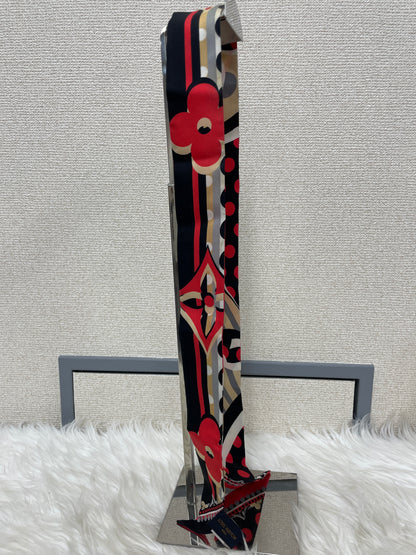 Louis Vuitton Multicolor Scarves A-18310