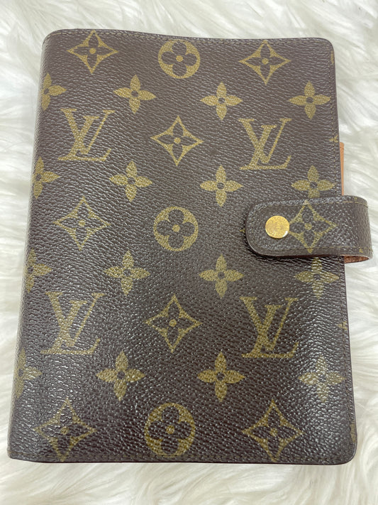 Louis Vuitton Brown A-18315
