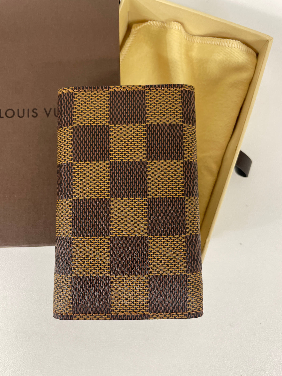 Louis Vuitton Brown Small goods A-18329