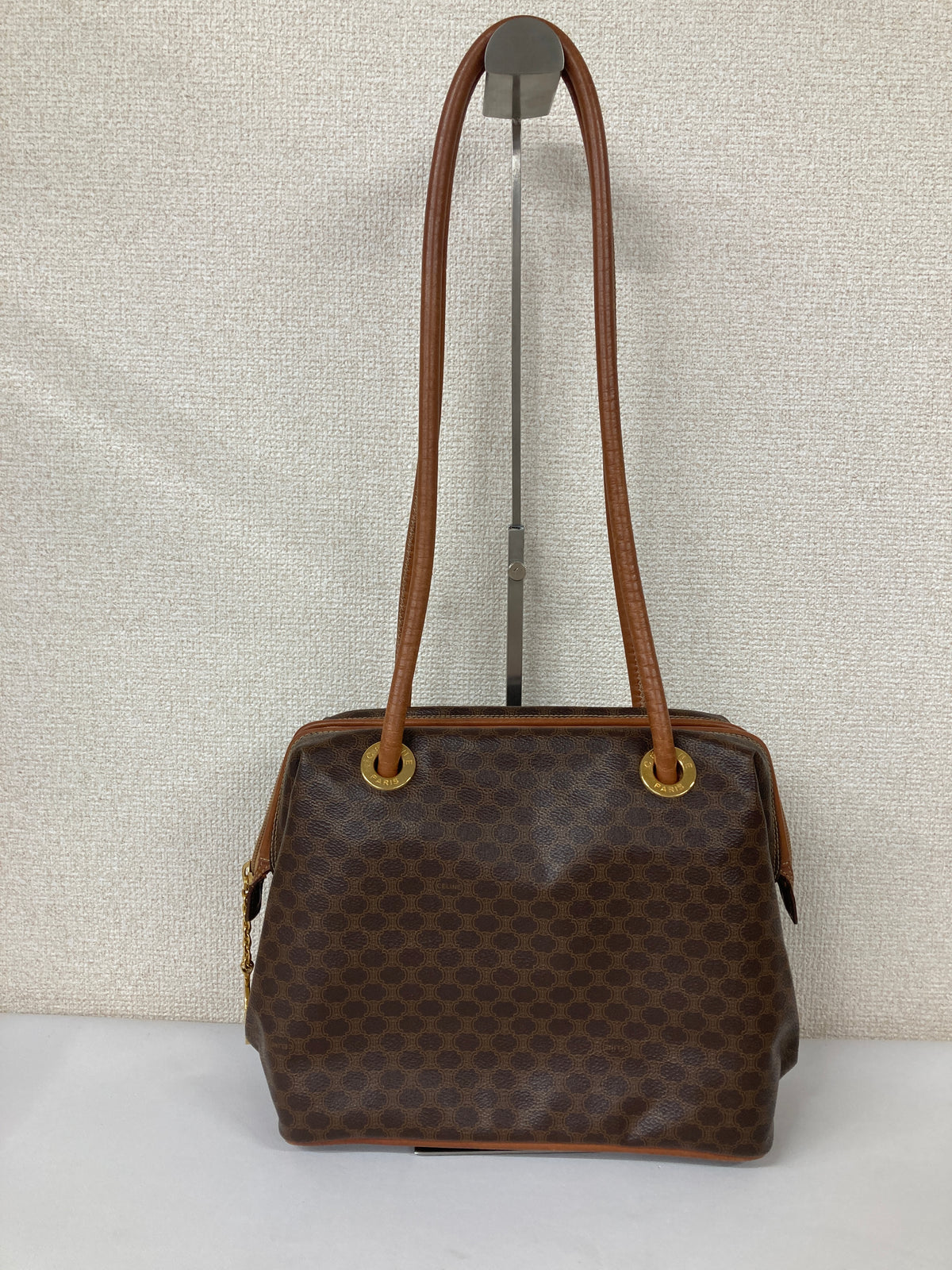 Celine Brown Shoulder Bags A-18341