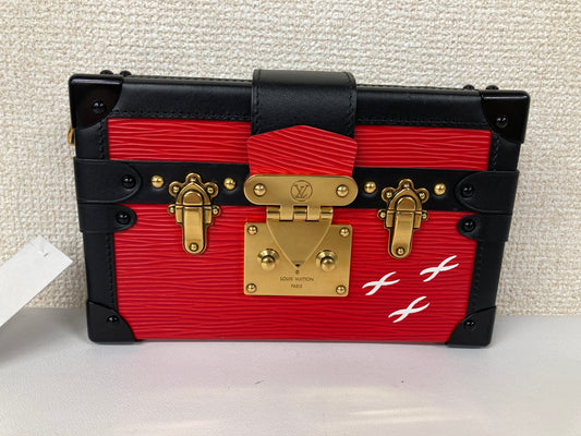 Louis Vuitton Black Shoulder Bags A-18361