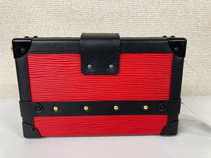 Louis Vuitton Black Shoulder Bags A-18361