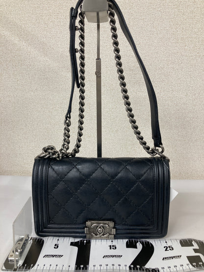 Chanel Black Shoulder Bags A-18368