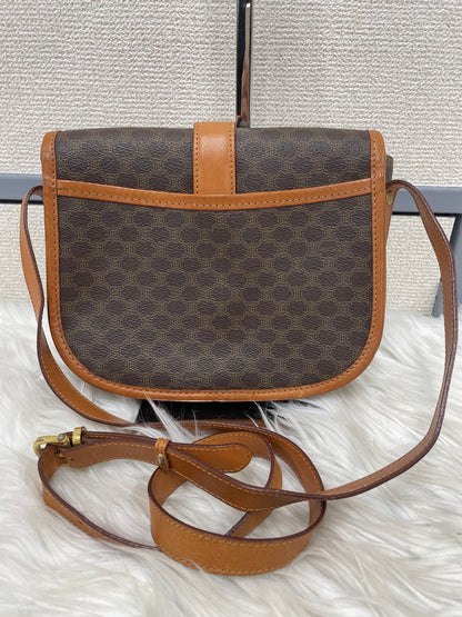 Celine Brown Shoulder Bags A-18395