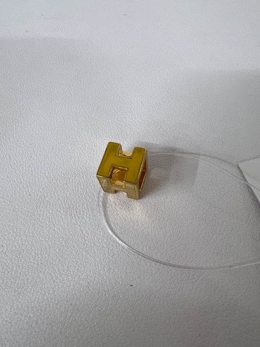 Hermes Yellow Small goods A-18454