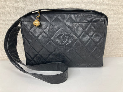 Chanel Black Shoulder Bags A-18479