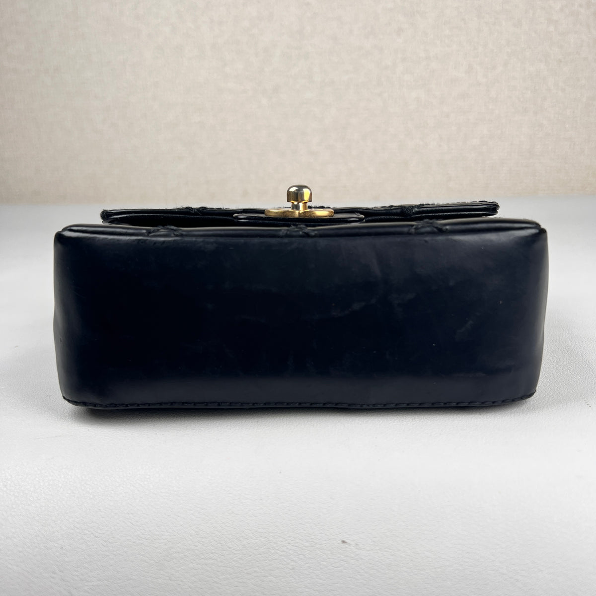 Black A-18489