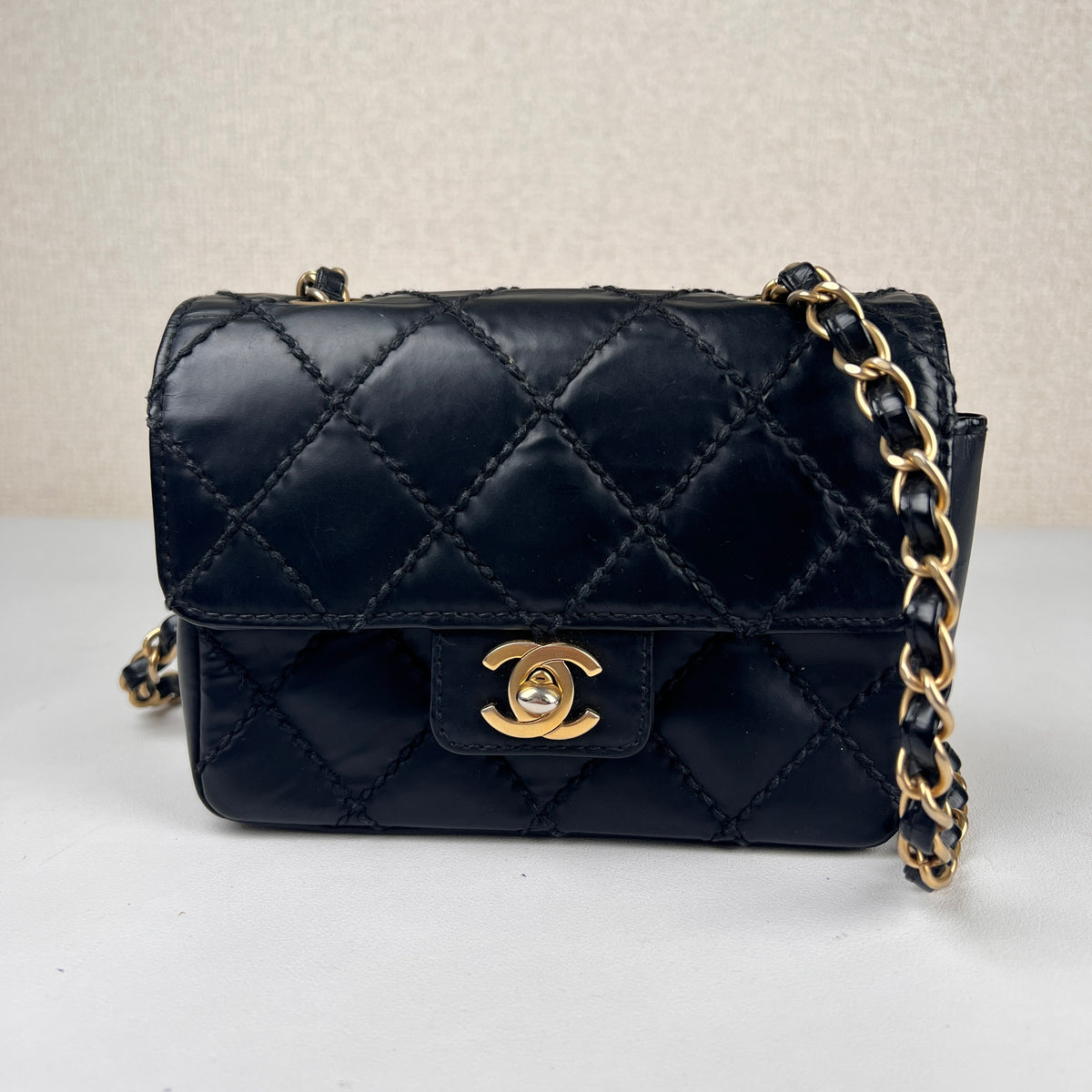 Black A-18489
