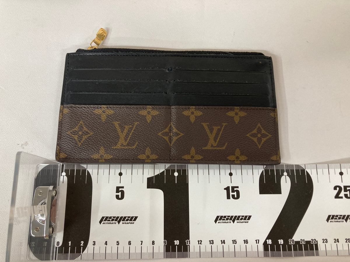 Louis Vuitton Brown Wallets A-18514