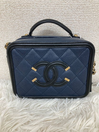 Chanel Navy Shoulder Bags A-18526