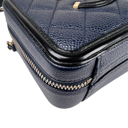 Chanel Navy Shoulder Bags A-18526