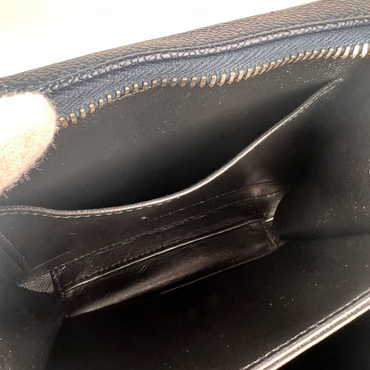 Chanel Navy Shoulder Bags A-18526