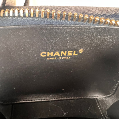 Chanel Navy Shoulder Bags A-18526