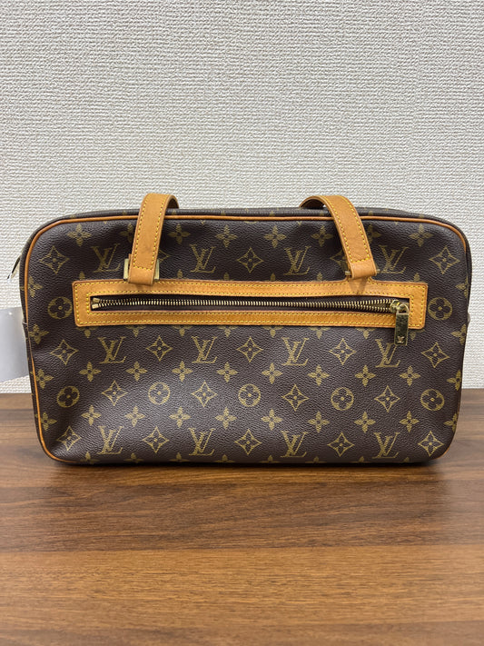 Louis Vuitton Brown Shoulder Bags A-18532