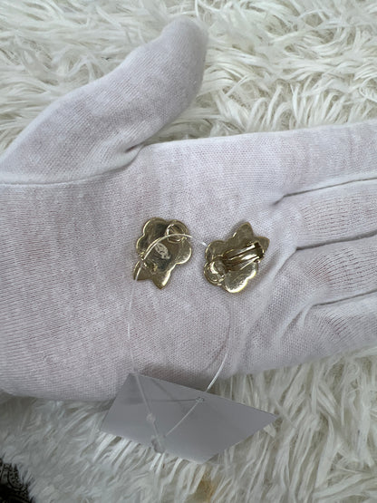 Chanel Pink Earrings A-18534