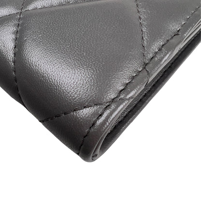 Chanel Gray Shoulder Bags A-18559