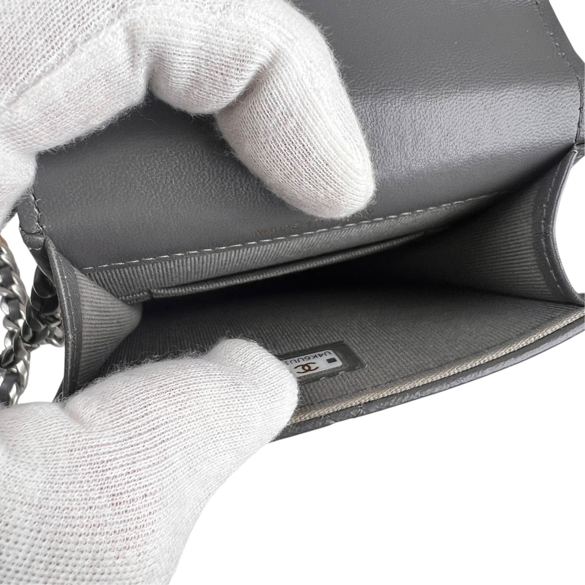 Chanel Gray Shoulder Bags A-18559