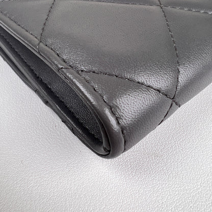 Chanel Gray Shoulder Bags A-18559