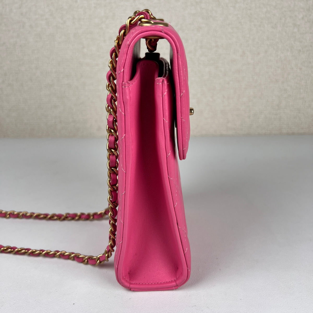 Pink A-18563