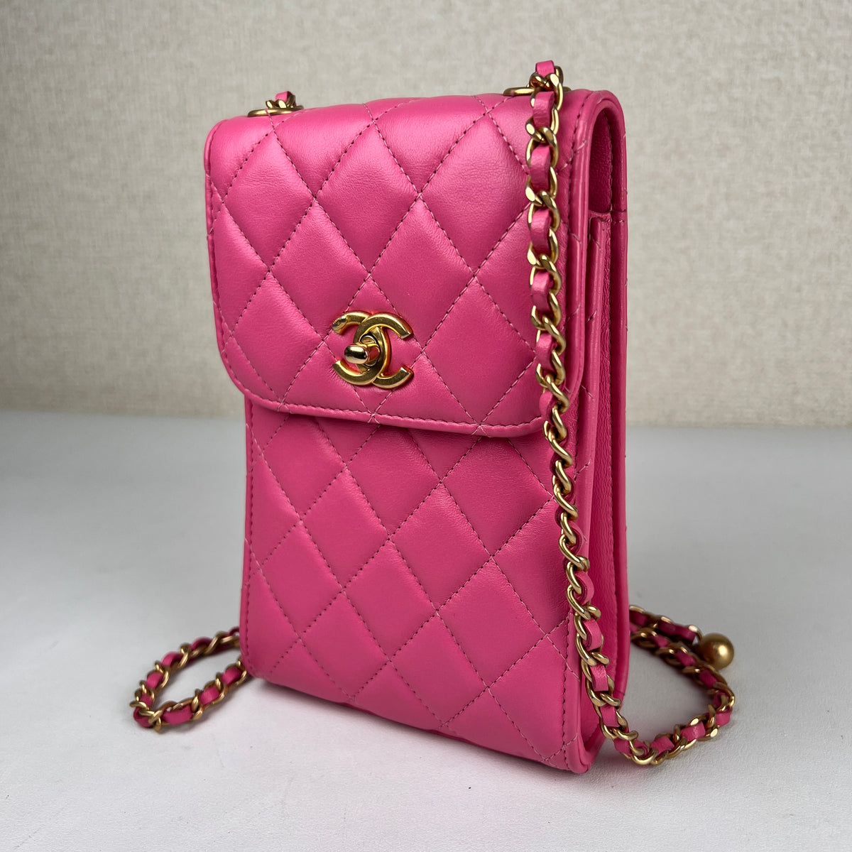 Pink A-18563