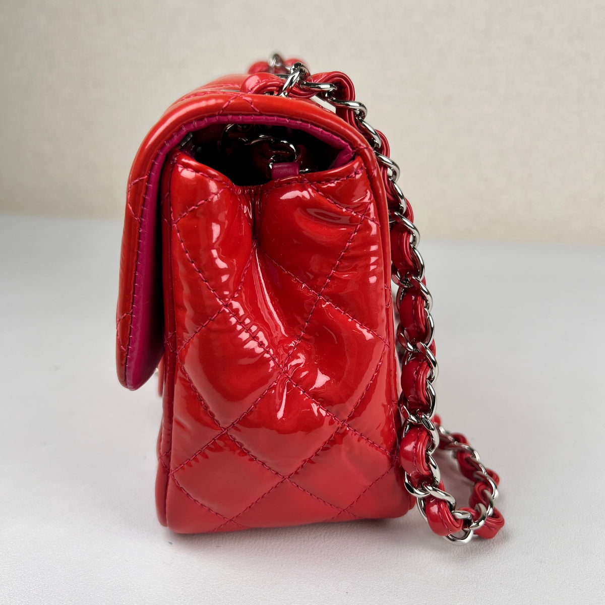 Chanel Orange Shoulder Bags A-18566