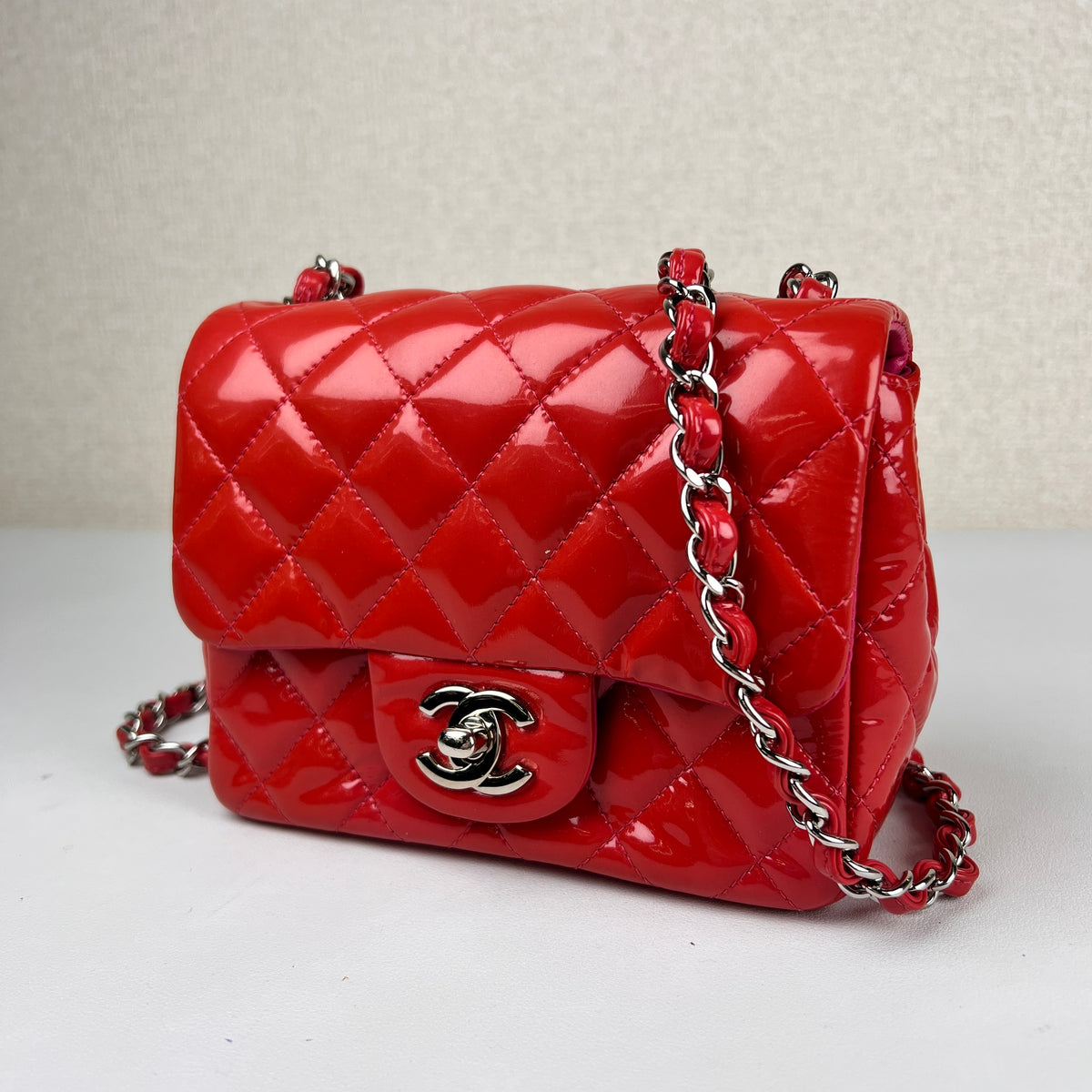 Chanel Orange Shoulder Bags A-18566