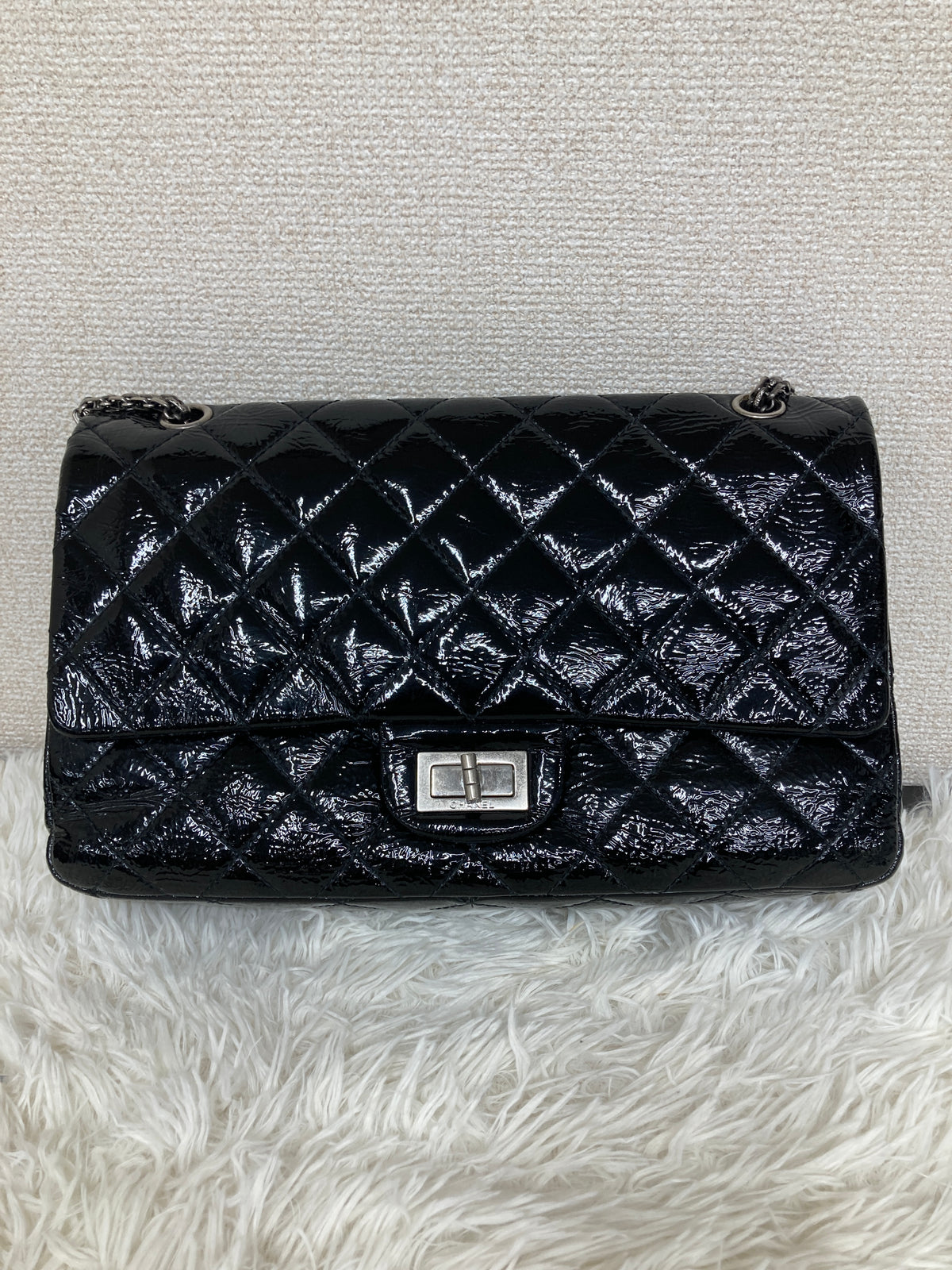 Chanel Black Shoulder Bags A-18567