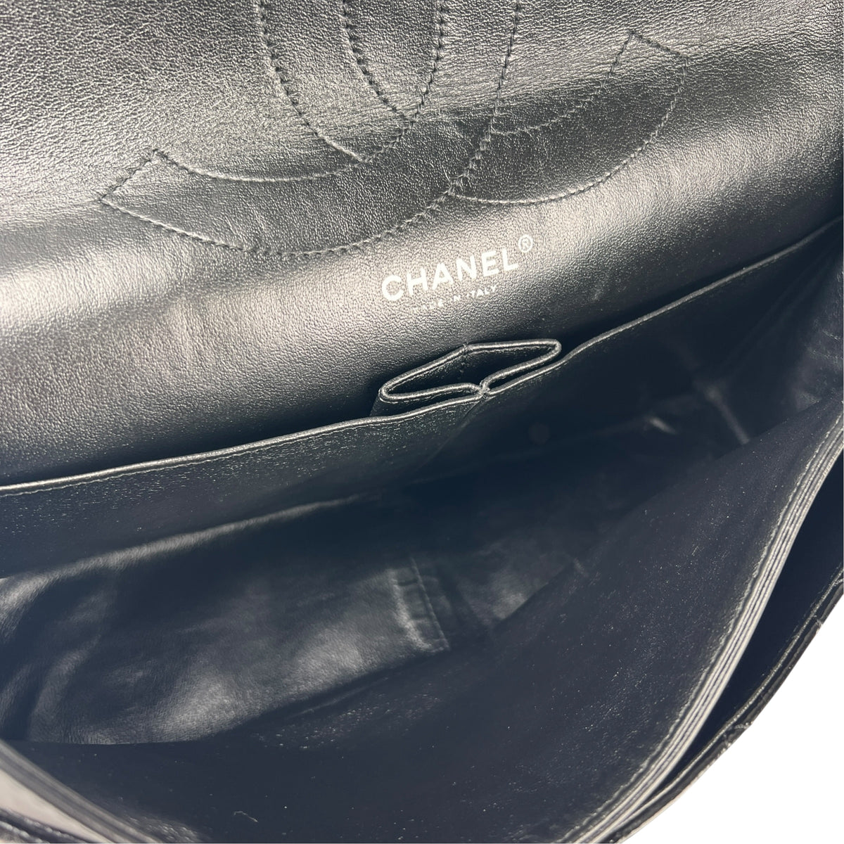 Chanel Black Shoulder Bags A-18567