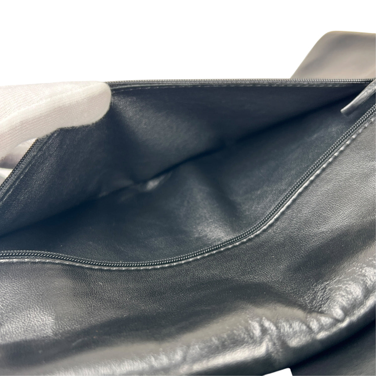Chanel Black Shoulder Bags A-18567