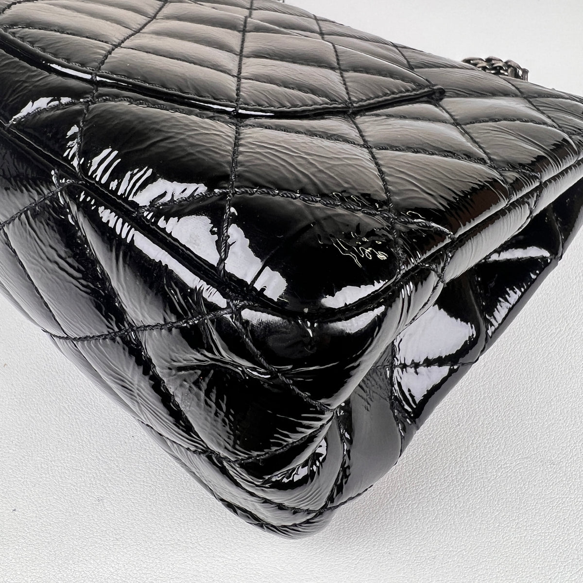 Chanel Black Shoulder Bags A-18567