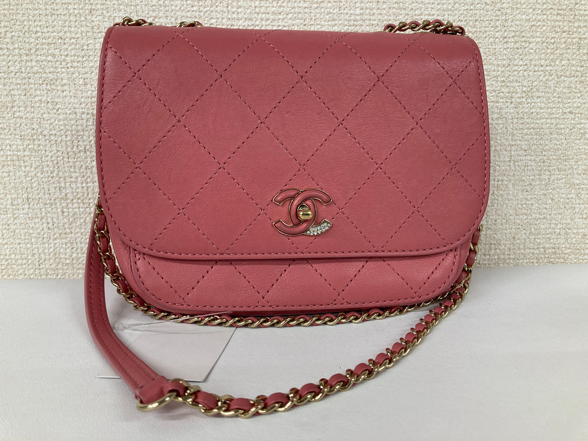 Chanel Pink Shoulder Bags A-18568