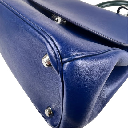 Dior Navy Shoulder Bags A-18571
