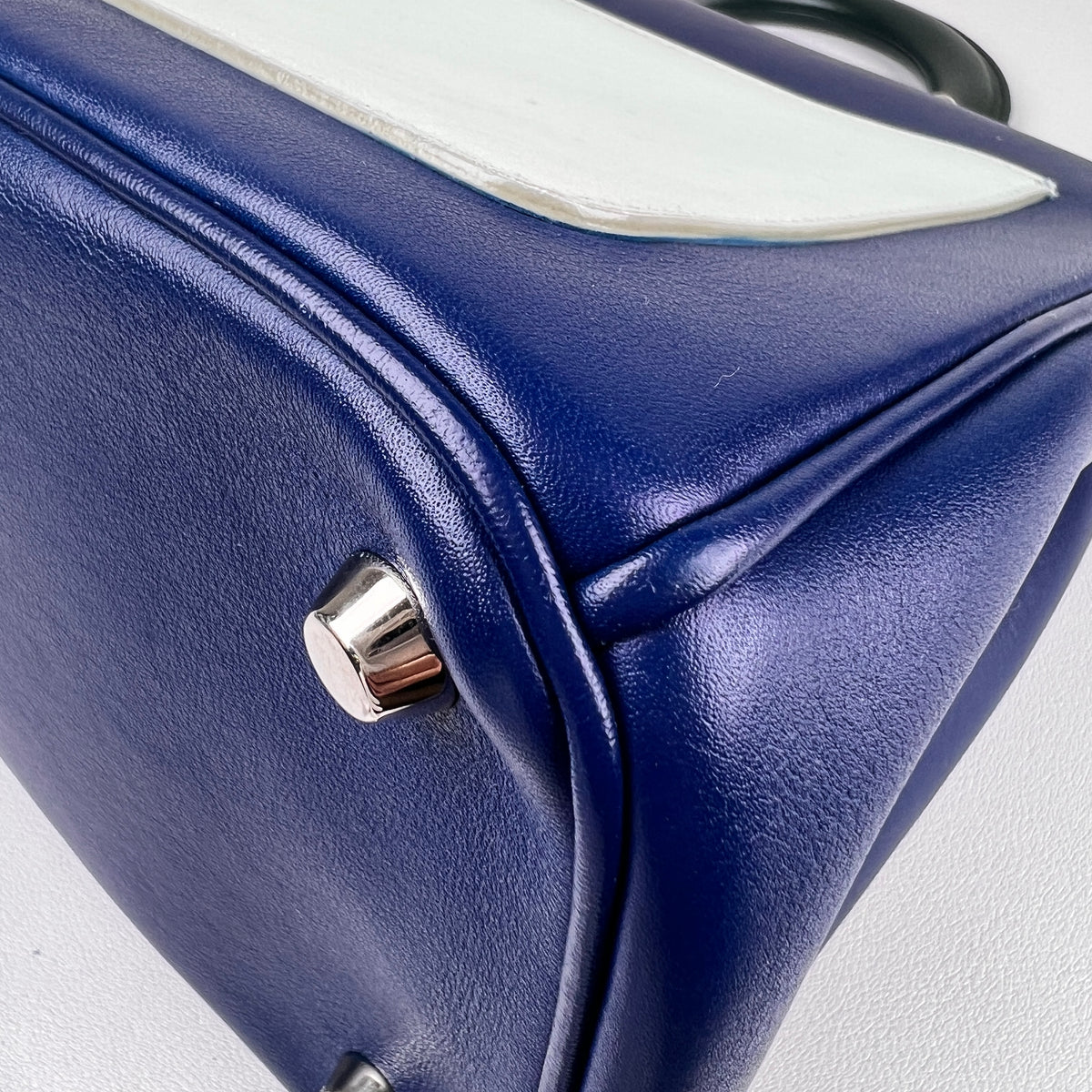 Dior Navy Shoulder Bags A-18571