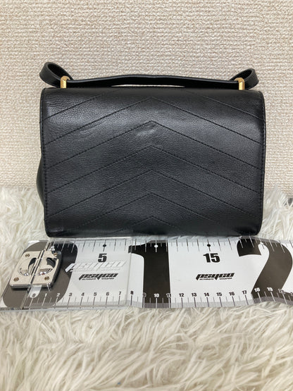 Chanel Black Shoulder Bags A-18575